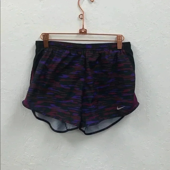 Nike Dri-Fit Women’s Running Purple Shorts size Small - Picture 4 of 5